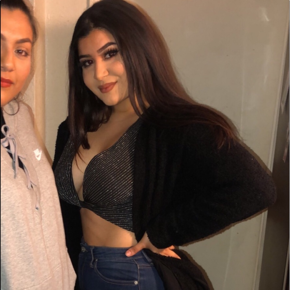 Meet your Posher, Karla